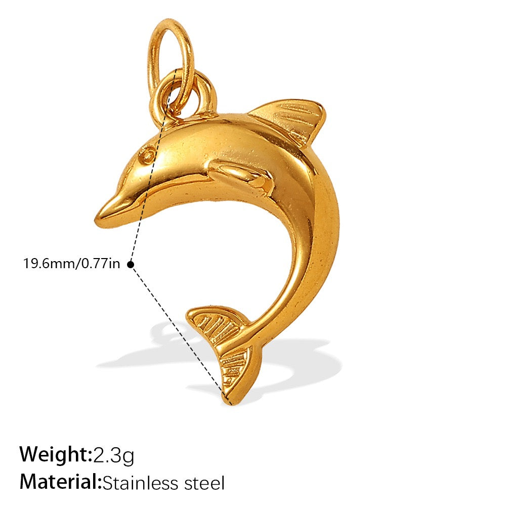 Lu’s Ocean Shell 18K Gold Stainless Steel Charm Pendant