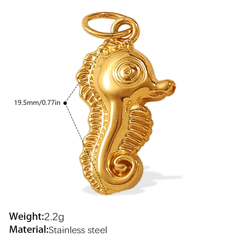 Lu’s Ocean Shell 18K Gold Stainless Steel Charm Pendant