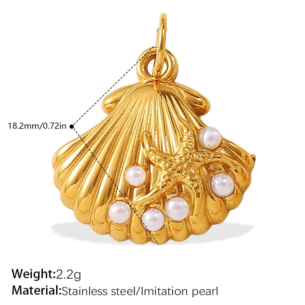 Lu’s Ocean Shell 18K Gold Stainless Steel Charm Pendant