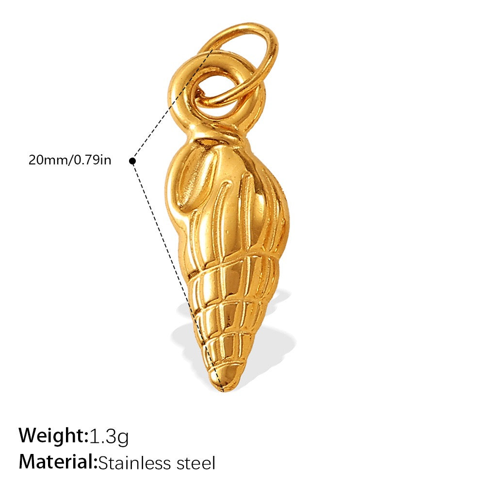 Lu’s Ocean Shell 18K Gold Stainless Steel Charm Pendant
